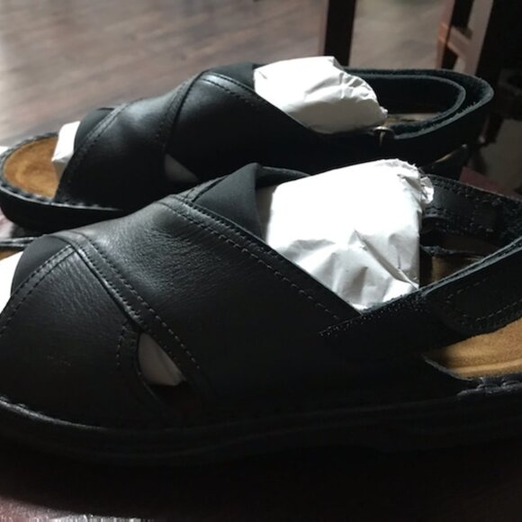 Men\'s Naot Sandals US size 13/ EU size 46 (worn 1x) LIKE NEW